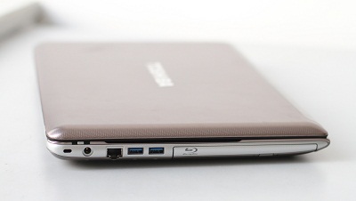 Laptop 3D không kính, cấu hình 'khủng' của Toshiba - 6 P850 với nhiều tùy chọn cao cấp cho giải trí.