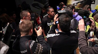 BOOST chính thức ra mắt toàn thế giới - 2 Yohan Blake trả lời phỏng vấn của báo chí New York trong buổi ra mắt BOOST