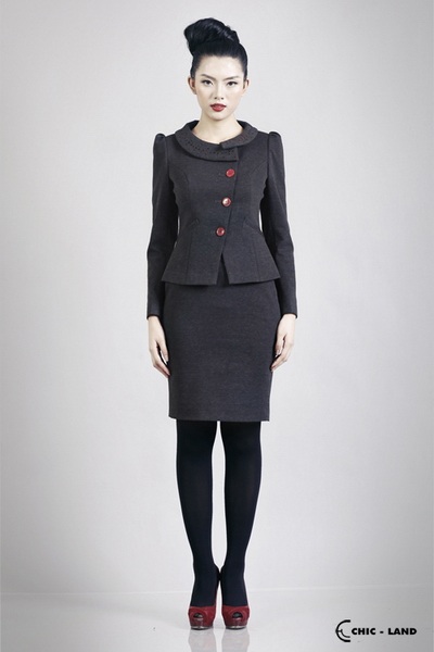 Cơn sốt thị trường Chic-land giảm giá 50% - 9 CHIC-LAND Fashion Head Office