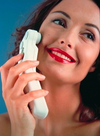 Làm đẹp đón xuân cùng Tua Viso - 1 20 phút mỗi ngày với máy Tua Viso giúp da căng và săn chắc.
