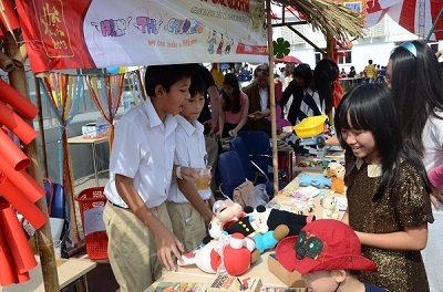 Tưng bừng lễ hội xuân BVIS