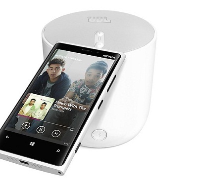 Tết vui hơn với Nokia Lumia 920 - 2 Đẹp – Bền – Cảm ứng siêu nhạy: