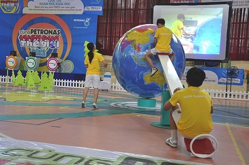 Chung kết toàn quốc “Cùng PETRONAS khám phá thế giới 2012” - 3 Cách thức thi đấu vòng thi Chung kết :