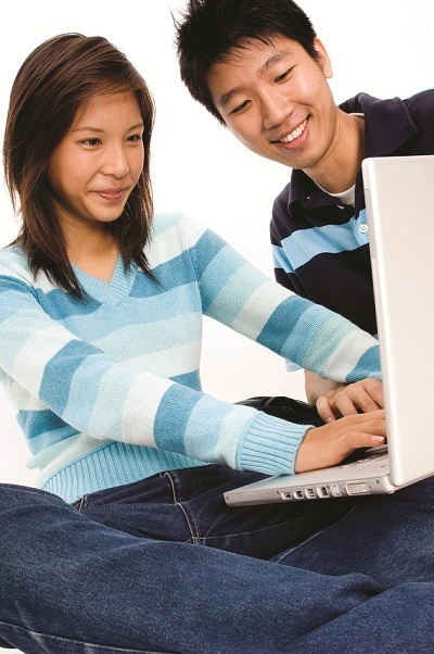 IDP tặng chương trình luyện thi IELTS trực tuyến của MACMILLAN - 1 Tự tin hơn, Vui hơn khi thi IELTS tại IDP Hà Nội