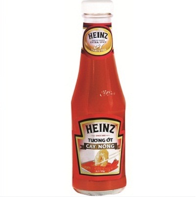 Với người sành ăn, tương ớt chỉ cay là chưa đủ - 1 Tương ớt cay nồng Heinz – lựa chọn của các đầu bếp chuyên nghiệp.