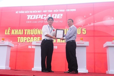 Hàng nghìn người “đội nắng” khai trương Topcare Minh Khai - 4 Hàng nghìn người “đội nắng” khai trương Topcare Minh Khai