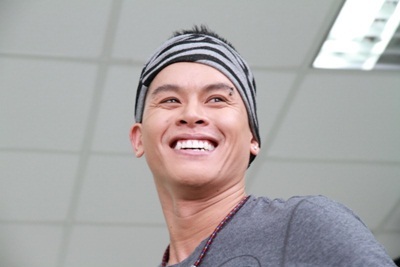 Dàn sao Việt đưa chuyện “cá nhân” lên phim ngắn - 5 John Huy Trần lần đầu tham gia một dự án phim với nhiều thoại… tiếng Việt