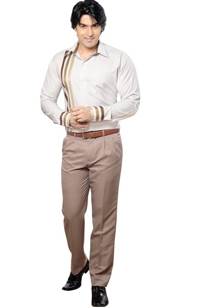 Cotton-Silk: Đột phá mới cho Quý ông thêm lịch lãm nơi công sở - 3 Chất liệu Cotton-silk với đặc tính: mát, nhẹ, ít nhăn. Đặc biệt,