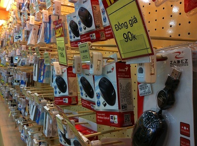 Ngoài USB, thẻ nhớ thì