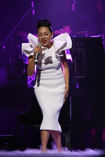 Nguyên Thảo để lại ấn tượng tốt đẹp trong
khán giả bởi giọng hát kỹ thuật và đầy cảm xúc