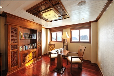 Paradise Cruises: Chất lượng là sức mạnh phát triển - 5 Thư viện nhỏ trên tàu