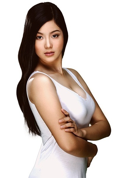 Ritz Azul: Đóa hồng gai mới nở của P-biz - 2 Daisy