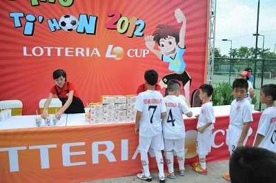 Nghỉ trưa với suất ăn Lotteria miễn phí