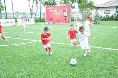 Những pha bóng gay cấn