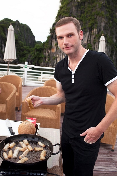 Kyo York: Tôi muốn trở thành người khám phá tiên phong - 3 Anh có thể chia sẻ thêm về những kế hoạch sắp tới của mình?