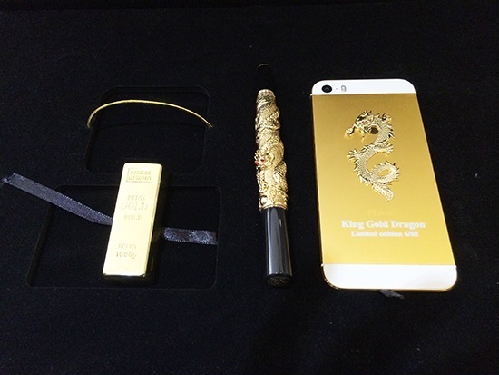 iPhone 5S khảm rồng nguyên khối 88 triệu đồng tại Việt Nam - 3 Normal