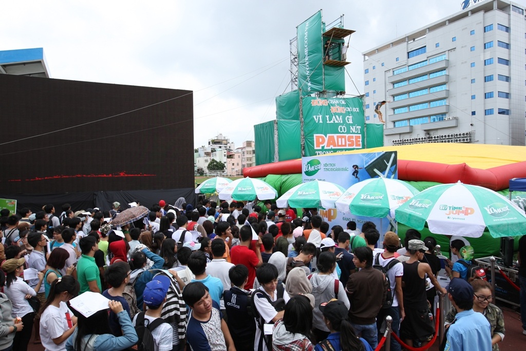 Giới trẻ hào hứng với sự kiện “YoTime Jump”
