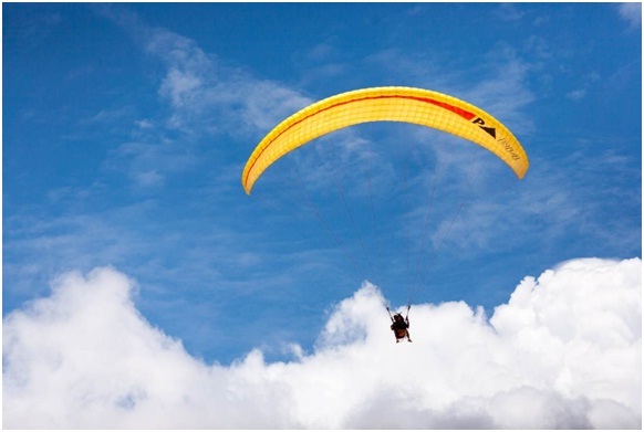 Trải nghiệm dù lượn tuyệt vời của các ứng viên phi hành gia - 3 Được chinh phục bầu trời chính là phần thưởng xứng đáng dành cho lòng dũng cảm của 6 thí sinh