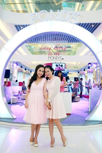 Thanh Thảo Hugo “đọ sắc” cùng Ốc Thanh Vân