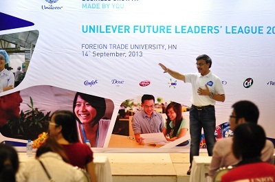 Sinh viên hào hứng với “Thách thức kinh doanh Unilever 2013”