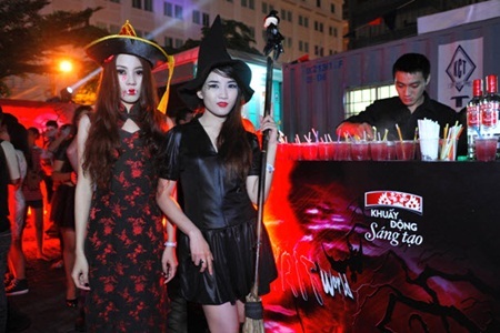 Khám phá Halloween “độc”, “lạ” với The Spirit World - 1 Cháy hết mình cùng vũ điệu ma quái của Địa Hạt Linh Hồn Đỏ