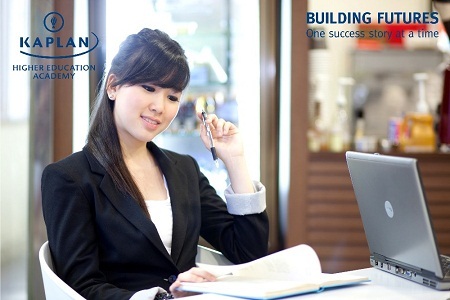 - Kaplan liên kết với Đại học Murdoch của Úc