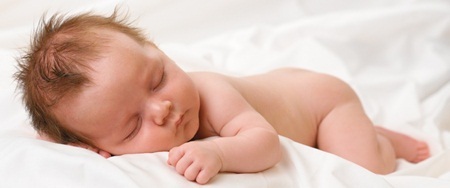 Phòng ngừa hăm tã ở trẻ nhỏ - 1 Bố mẹ nên phòng ngừa hăm tã cho bé ngay từ đầu để bé được ngủ giấc tròn