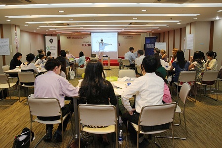 VUS hợp tác với nhà xuất bản Oxford tổ chức khóa đào tạo chuyên sâu cho giáo viên