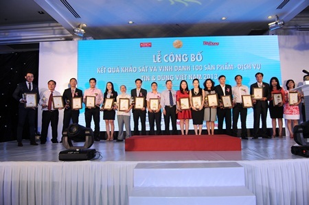 Thương hiệu Mỹ phẩm Bạch Liên được vinh danh Top 10 - Tin & Dùng 2013! - 2 Lễ công bố kết quả sản phẩm – dịch vụ Tin và Dùng Việt Nam 2013