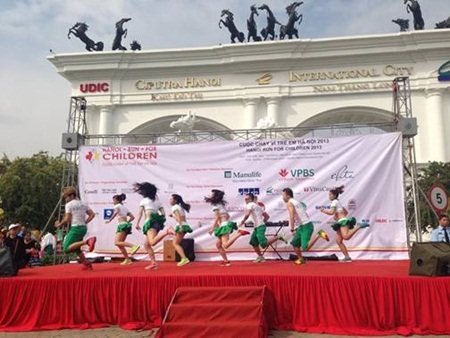 Dàn sao Việt chạy vì trẻ em - 4 Dàn sao Việt chạy vì trẻ em