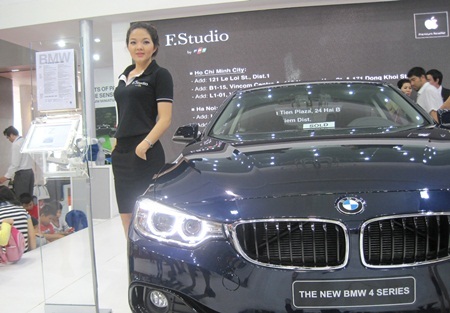 F.Studio by FPT tại Vietnam Motor Show
2013 cùng BMW Việt Nam