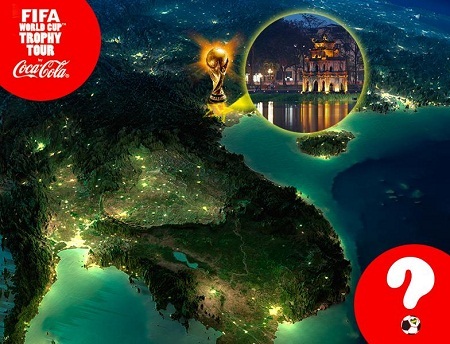 Fan Việt đón năm mới cùng cúp vàng FIFA