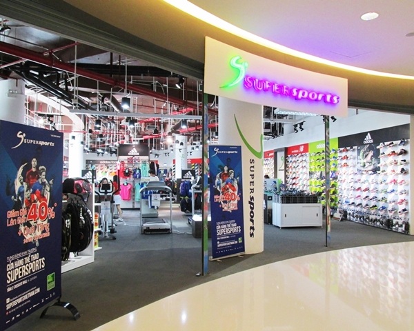 Cửa hàng Supersports tại tầng 1, Crescent Mall, Tp. HCM