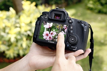 Chọn máy ảnh chụp Tết phù hợp mọi nhu cầu - 3 Mẹo vặt khi sử dụng EOS 70D