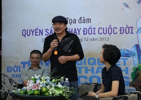 Bạn trẻ thích thú nghe nhạc sĩ Trần Tiến bàn về sách