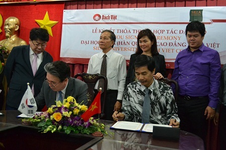 Cao đẳng Bách Việt và Đại học Silla (Hàn Quốc) ký kết hợp tác