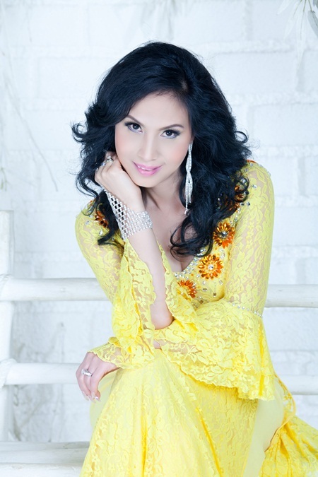 Hà Nguyên tình yêu âm nhạc