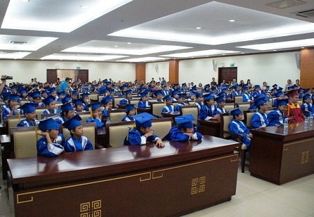 Lễ vinh danh tài năng AMA Cambridge Test 2013 - 1 Hội trường đầy ắp học sinh, không còn một chỗ trống