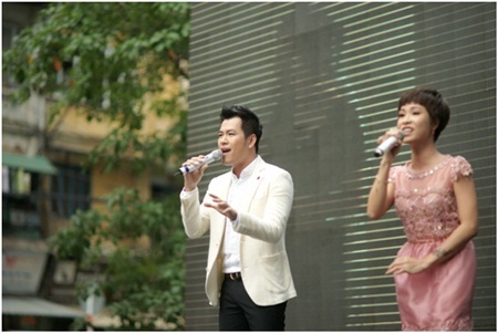 “We care for her” – Thêm ca khúc Hit chạm vào trái tim - 3 Hồ Trung Dũng luôn ưu tiên Uyên Linh trong việc xử lý bài hát để ca khúc được thăng hoa nhất