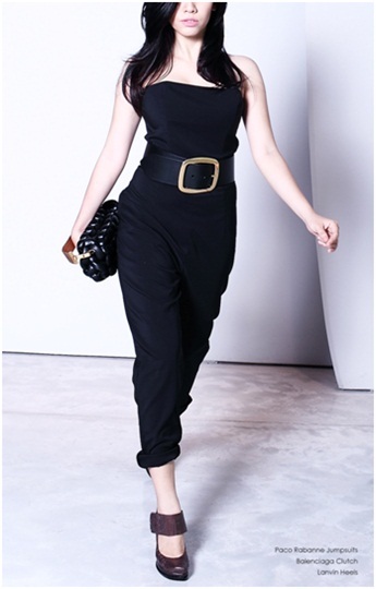 Mua hàng hiệu giá tốt cuối năm - 1 Jumpsuits Paco Rabanne, xắc Balenciaga, giày Lanvin