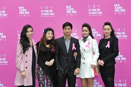 Đông đảo các nghệ sỹ cùng tham gia ủng hộ, cổ động cho chương trình