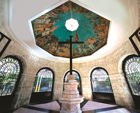 Hành trình di sản ở Manila - Bohol - Cebu - 5 Cây Thánh Giá Magellan’ Cross