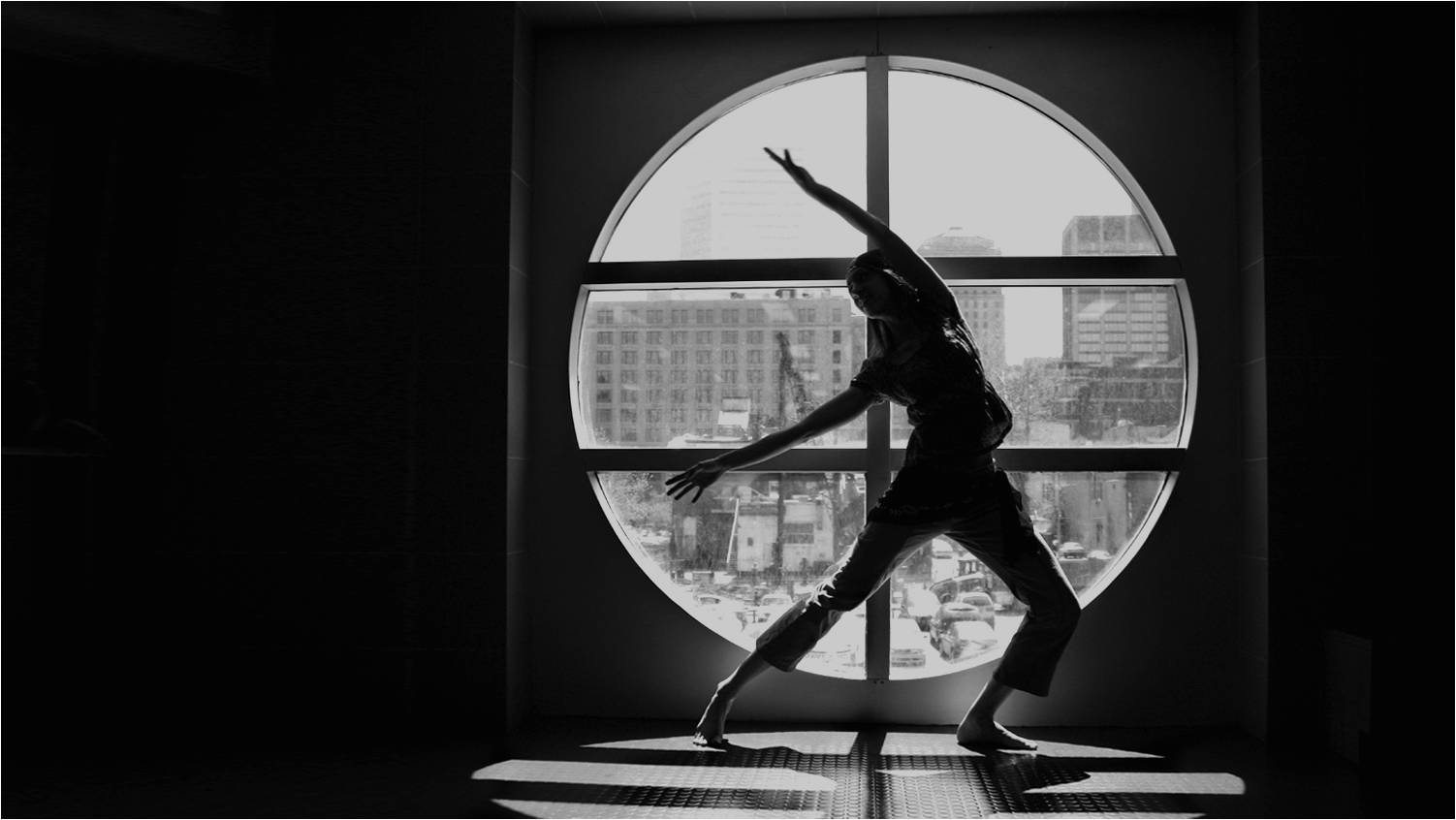 Câu chuyện thiết kế của Asus Zenbook UX301 - 5 Zen:
Ý nghĩa của sự cân bằng và hài hòa tuyệt đối – Hình ảnh: nguồn Internet