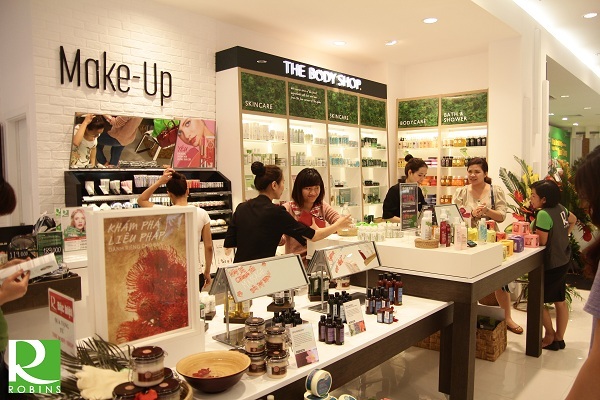 Mua sắm thả ga tại “thiên đường mua sắm”