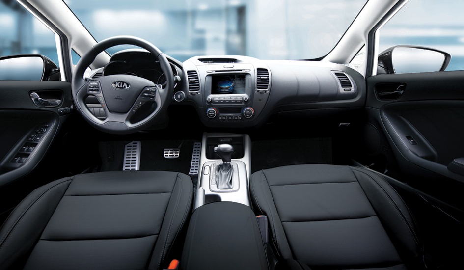 Nội thất rộng, kèm các
    tiện nghi cao cấp, thoải mái cho những chuyến đi đường dài