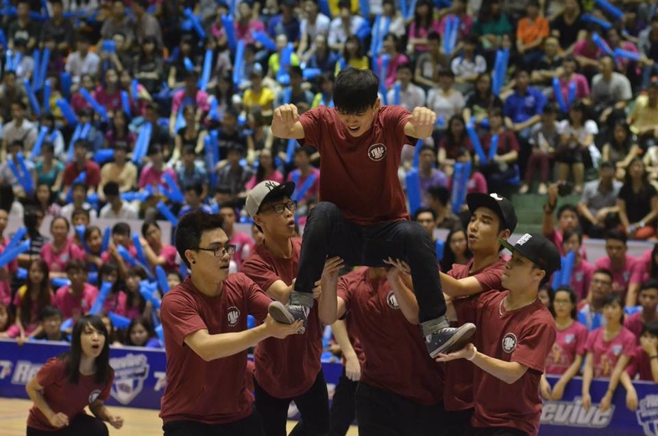 Những khoảnh khắc khó quên trong Revive VUG 2014 - 4 ĐH Phương Đông xuất sắc đoạt vé thi đấu
Toàn Quốc với vị trí thứ 2 tại KV Hà Nội