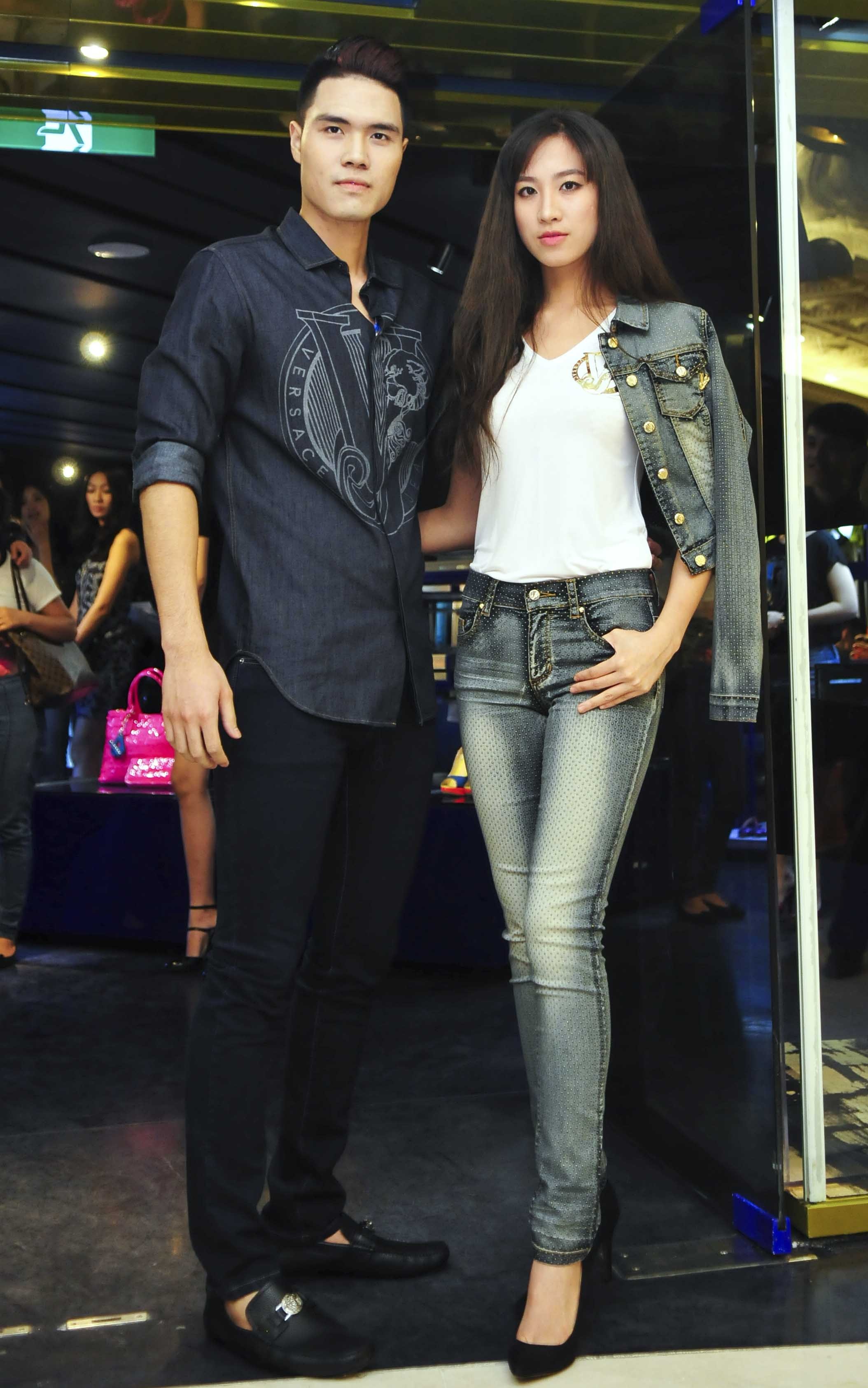 Versace Jeans giới thiệu BST Xuân Hè 2014 tại Tràng Tiền Plaza