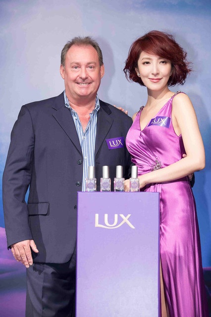 Chuyên gia mùi hương “tám” về liệu pháp quyến rũ bằng hương thơm - 1 Chuyên gia mùi hương “tám” về liệu pháp quyến rũ bằng hương thơm