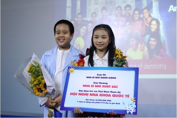 Thần đồng Đỗ Nhật Nam hớn hở vì có bạn đồng hành tới Ấn Độ - 1 Thần ȑồng Đỗ Nhật Nam hớn hở vì có bạn đồng hành tới Ấn Độ