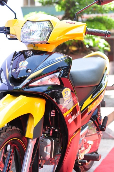 Yamaha trao tặng 40 xe cho UBND Huyện Diễn Châu & Đô Lương (Nghệ An)